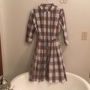 Boden button up dress.